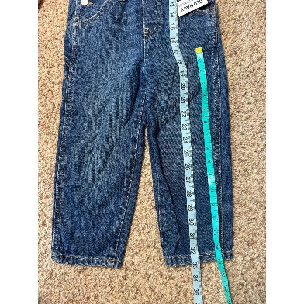 Old Navy shown imperfections